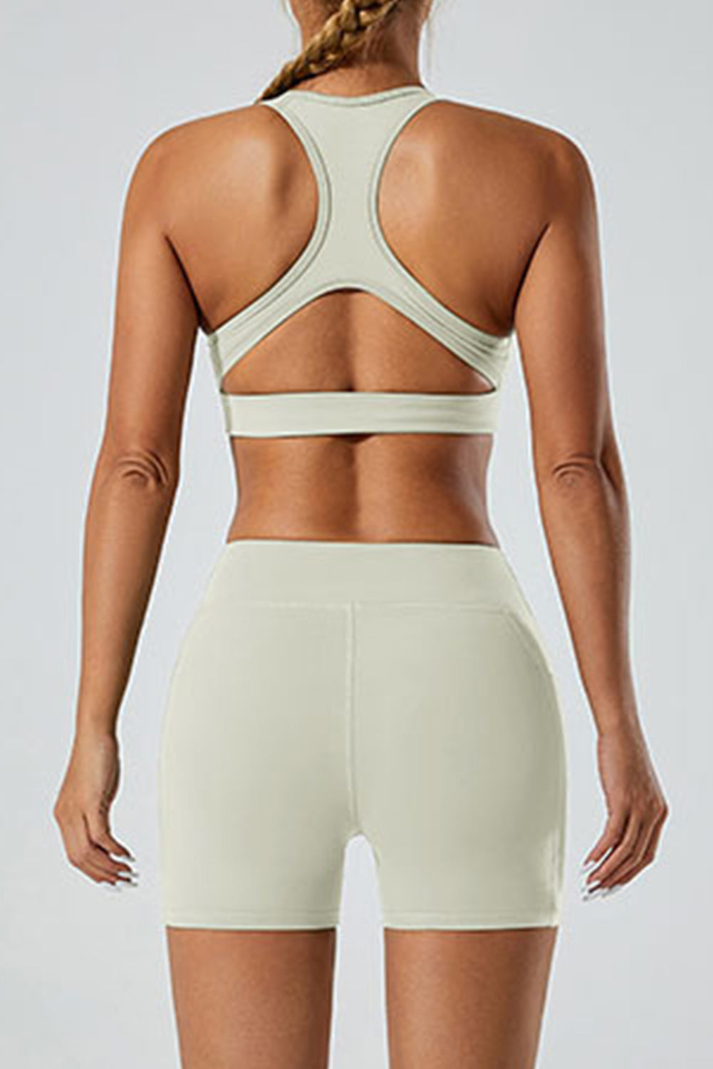 Solid Color Arched Waist Quick Dry Sports Shorts